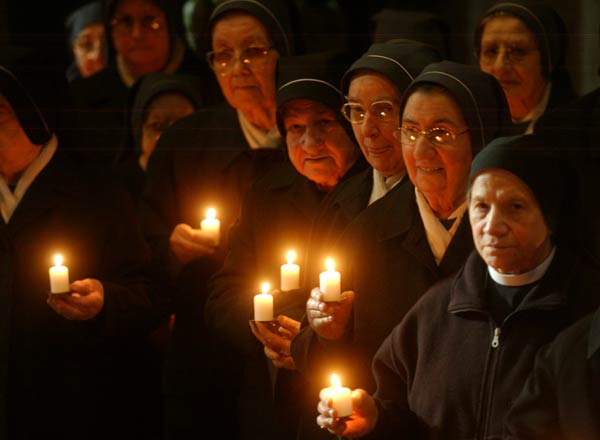 "Educarsi alla vita santa di Gesù": il Messaggio dei Vescovi italiani per la 16^ Giornata Mondiale della vita consacrata